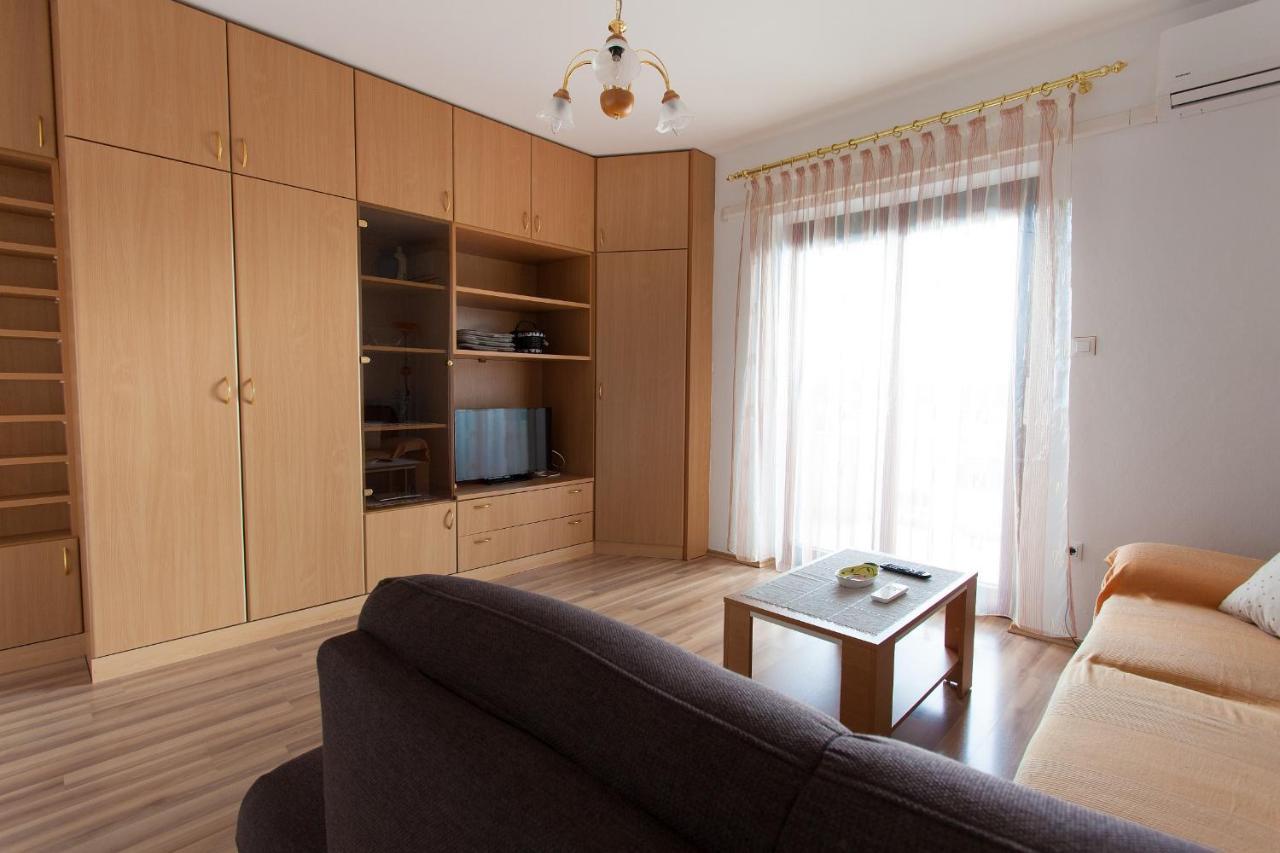 Apartments Ljerka Малинска Екстериор снимка